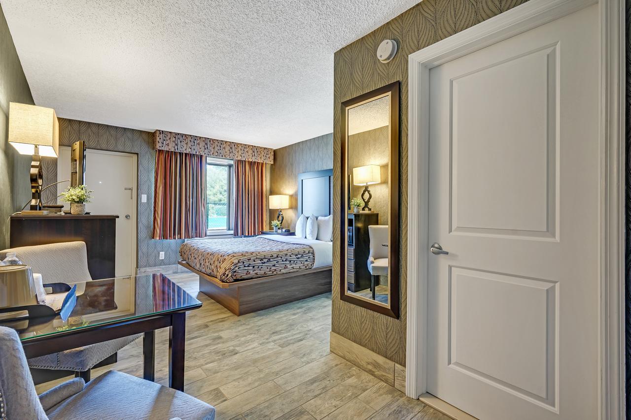 Blue Creek Inn Waretown Eksteriør billede